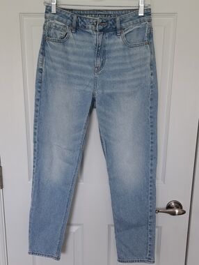 American Eagle Outfitters Womens High Rise Mom Jeans